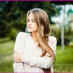 woman-walking-and-thinking