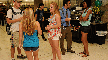 College Life – Living On Campus vs Life On Campus