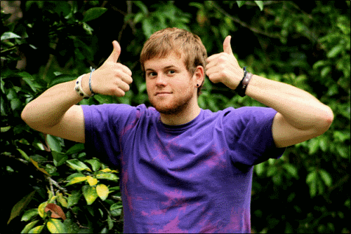 Image of student giving thumbs up