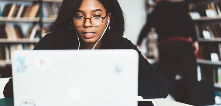 College Roommate Finder online - African American Searching on Computer
